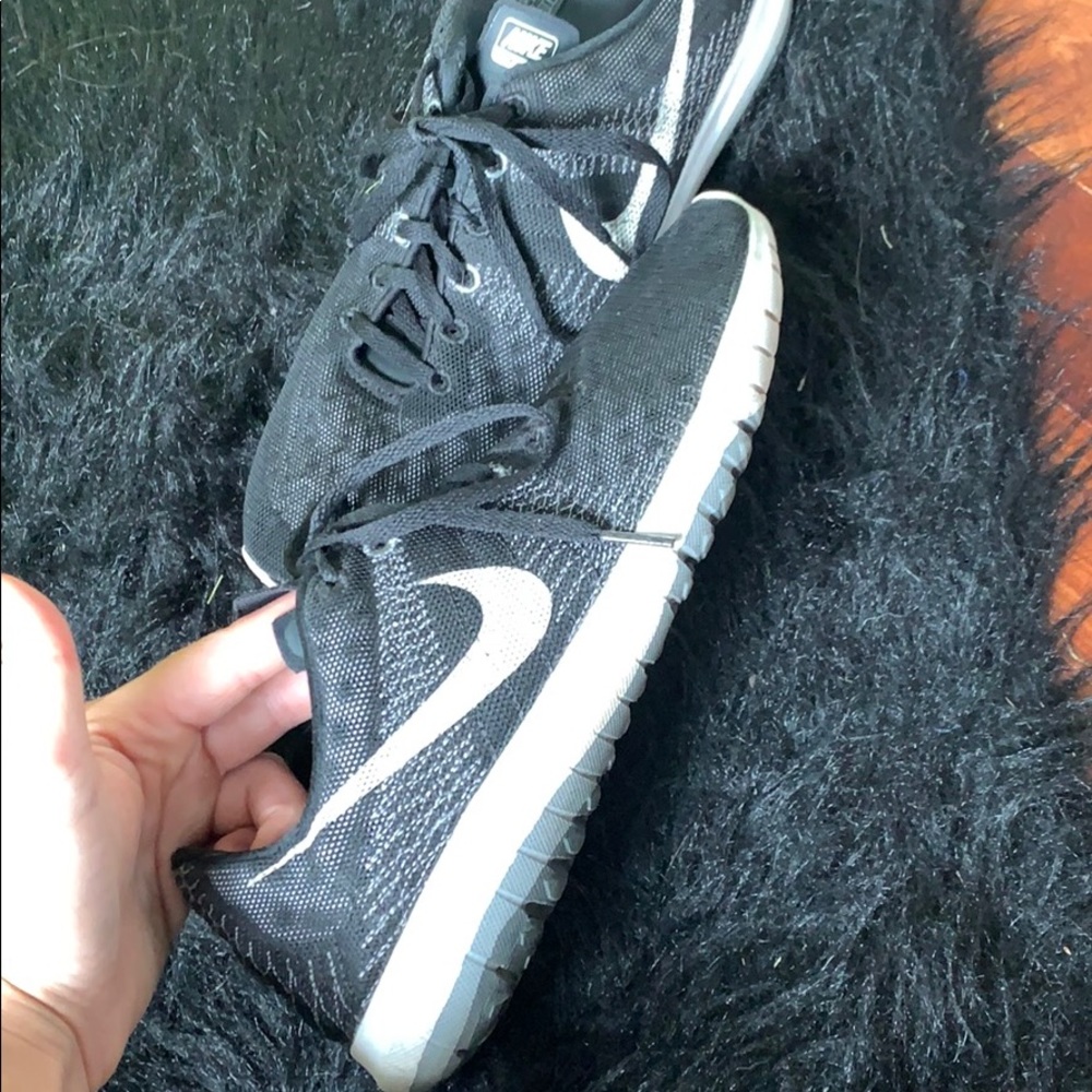 Nike Fury gym shoes